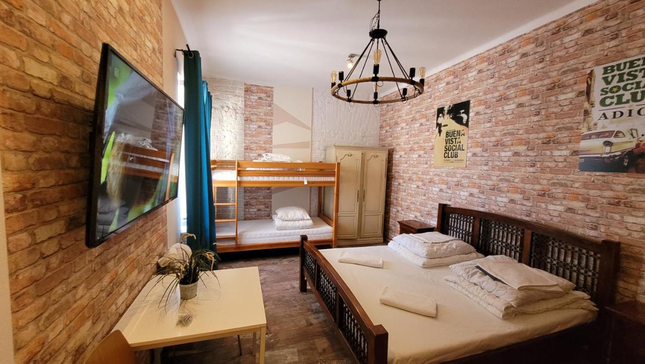Chmielna 5 Rooms & Apartments วอร์ซอ ภายนอก รูปภาพ