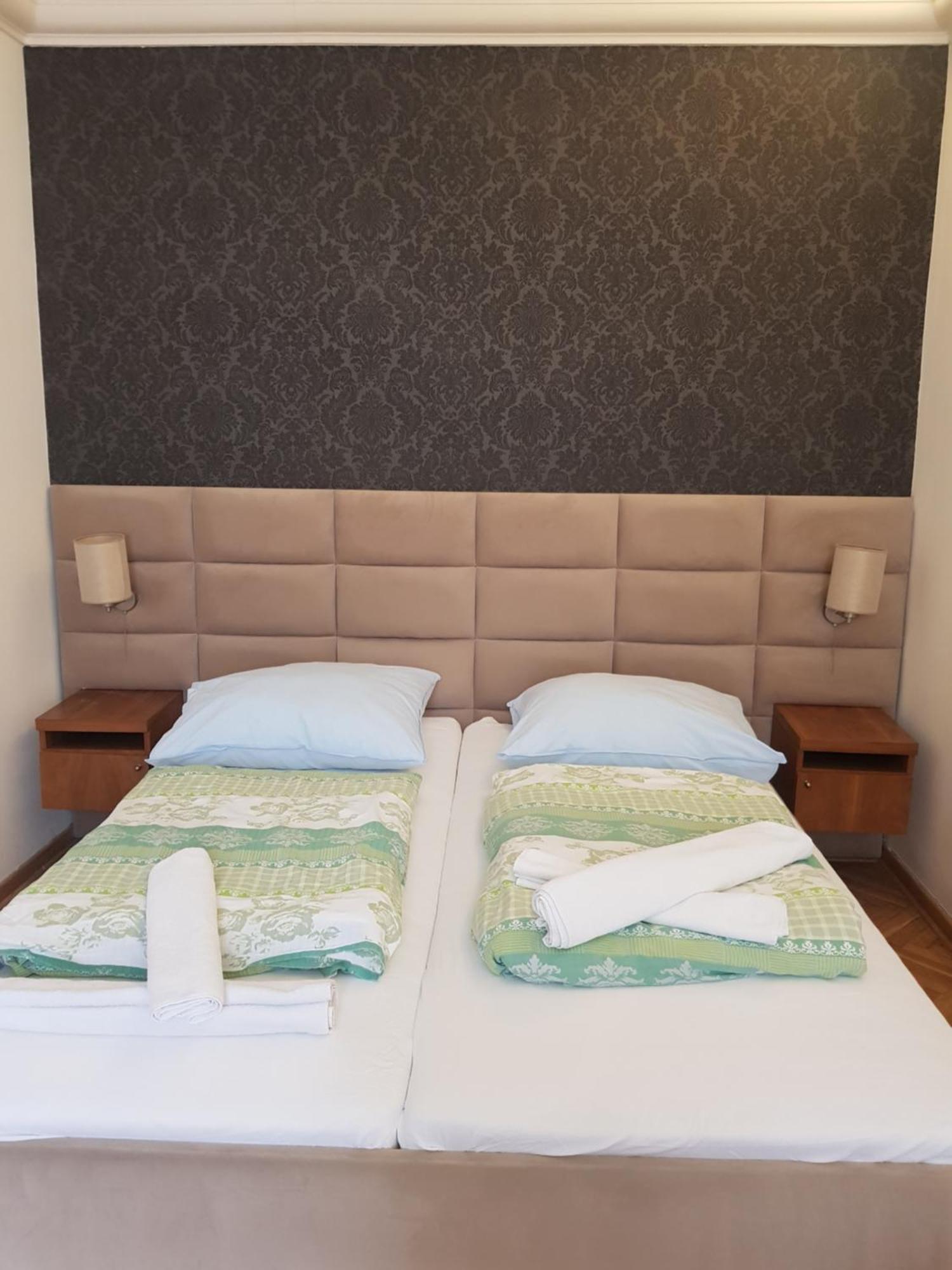 Chmielna 5 Rooms & Apartments วอร์ซอ ภายนอก รูปภาพ